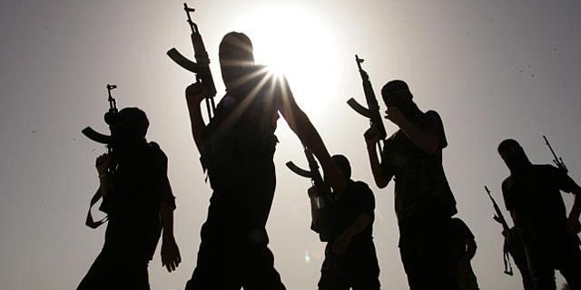 Doa Rosario di Pamulang: Dibubarkan Warga, Ditelanjangi Media