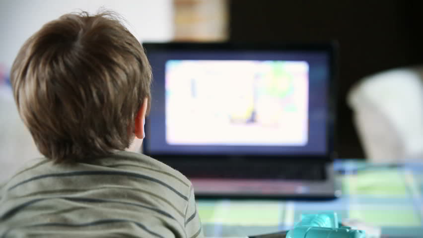 Batasi Anak Konsumsi Medsos Bukan Langkah Bijak, Lebih Baik Beri Mereka Literasi&nbsp;Media