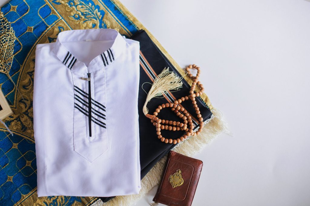 Quraish Shihab: Jangan Pelit Pada Diri Sendiri