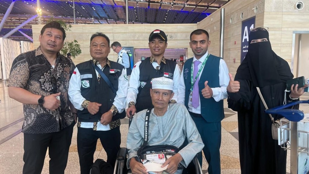 Meski Operasional Haji 2024 Telah Berakhir, KUH Antar Pulang Jemaah Usai Dirawat di&nbsp;Saudi